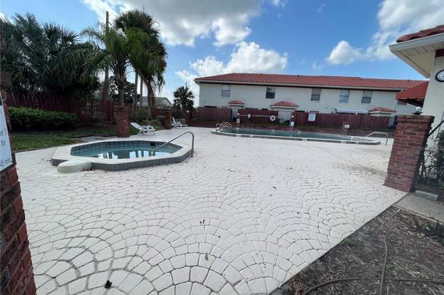 1653 EAGLE CRK CIR