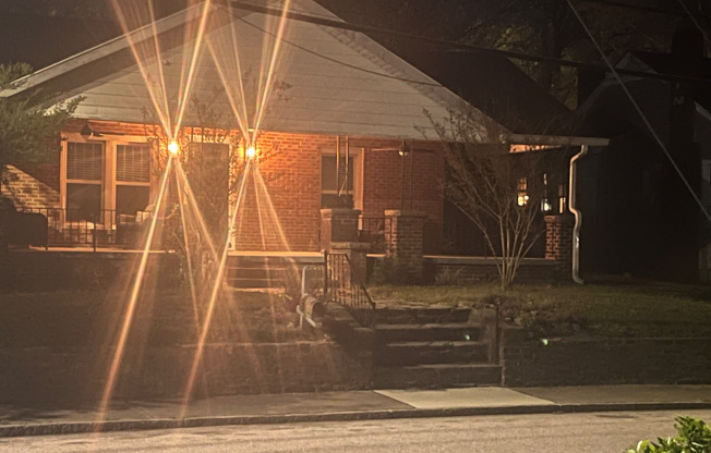 105 DUNSTAN AVE