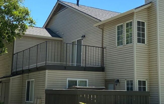 1 bed, 1 bath, 700 sqft, $1,720, Unit 217