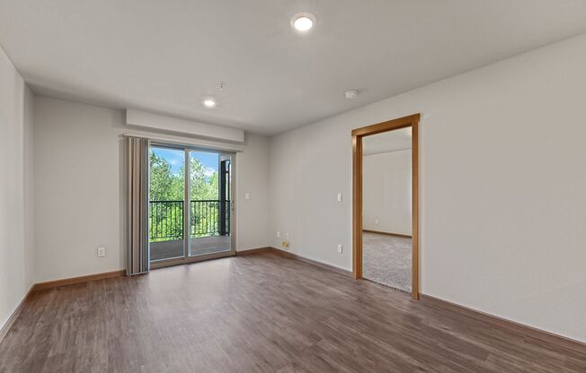 3 beds, 2 baths, 1,000 sqft, $2,150, Unit Unit 401