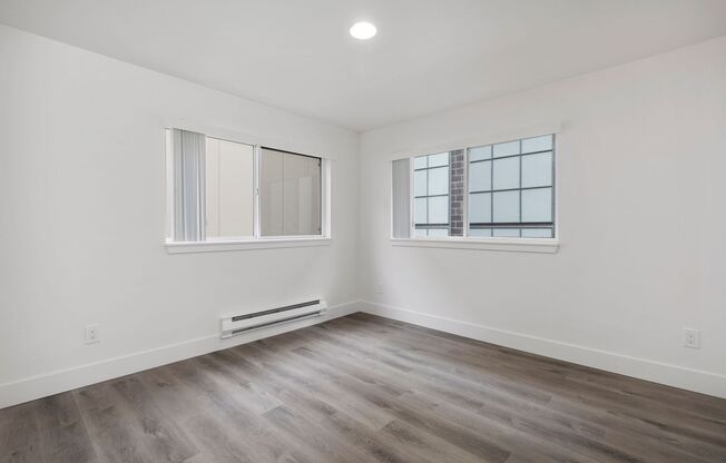 2 beds, 1 bath, 950 sqft, $1,925, Unit UNIT 2B