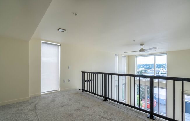 1 bed, 1 bath, 550 sqft, $2,195, Unit 706