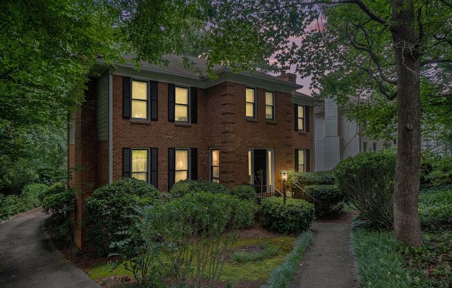 795 N Parkwood (Duplex)