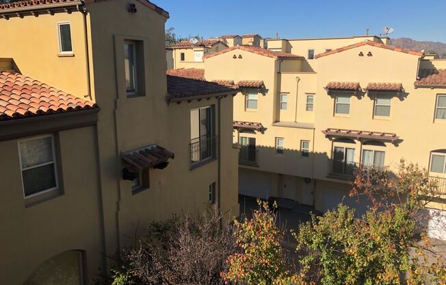 2 beds, 2.5 baths, $3,695, Unit 201