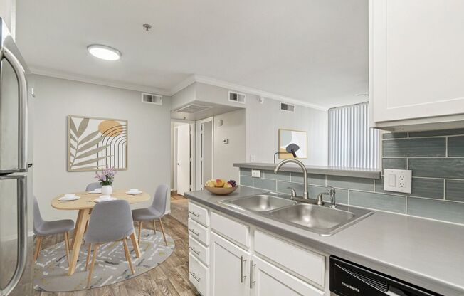 1 bed, 1 bath, 615 sqft, $1,325, Unit 123