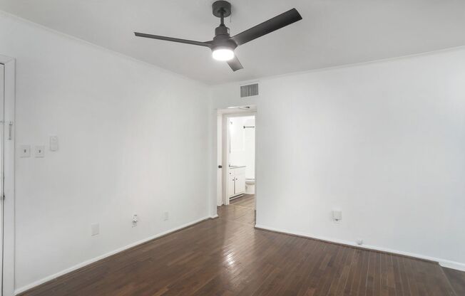 1 bed, 1 bath, 750 sqft, $1,099, Unit 6