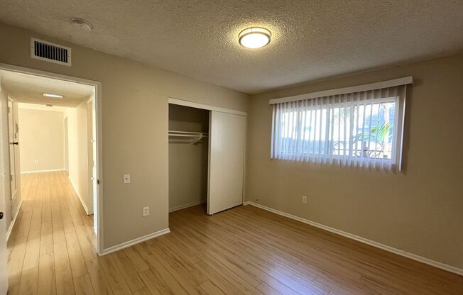 2 beds, 2 baths, $2,695, Unit B