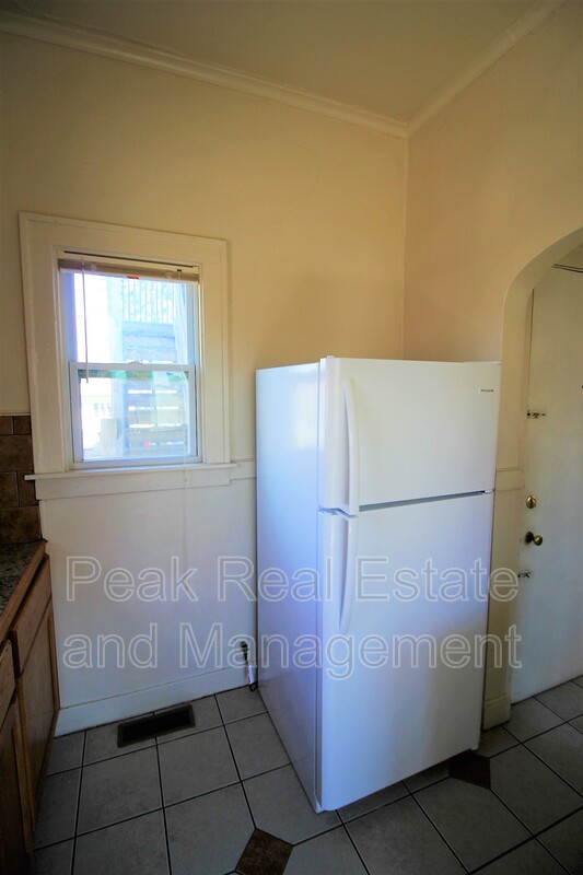 253 Eastern Ave SE