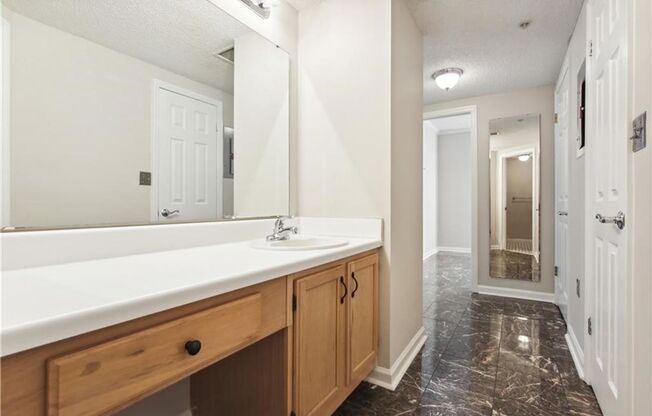 1 bed, 1 bath, $1,795, Unit # 1606