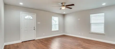 1111 F AVE