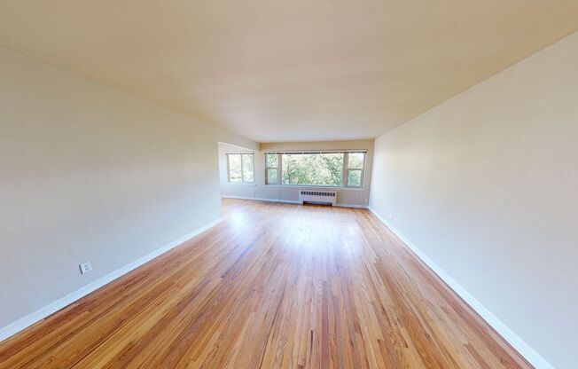 1 bed, 1 bath, 647 sqft, $2,000, Unit 403