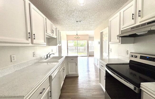 Charming One-Story Home – 3 Bed, 2 Bath