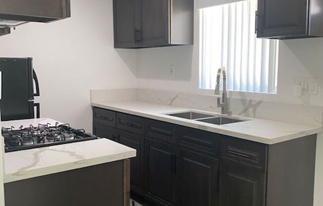 2 beds, 1 bath, $1,995