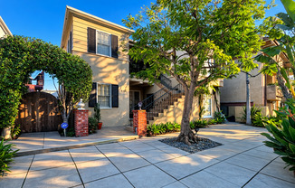 10474 Eastborne Apartments