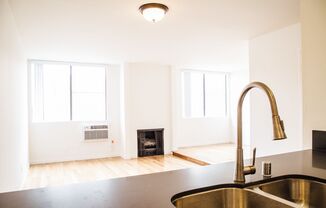 Studio, 1 bath, 481 sqft, $2,399, Unit 205