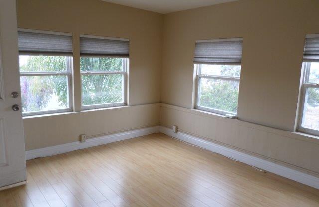 2760 Market Street #1-4