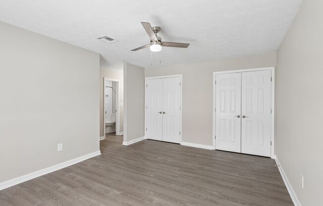 3 beds, 2 baths, 1,300 sqft, $1,900, Unit 121