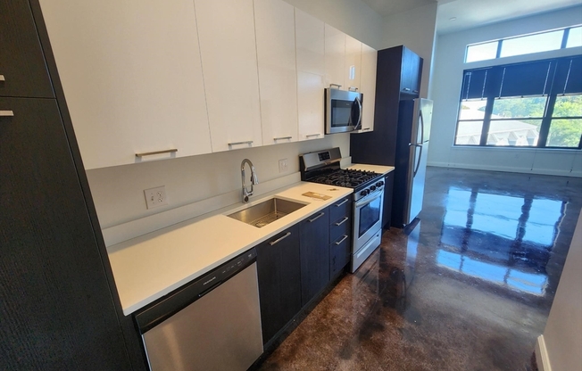 1 bed, 1 bath, 793 sqft, $2,550, Unit 403