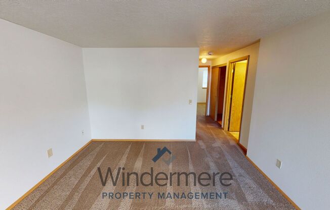 2 beds, 1 bath, 828 sqft, $1,095, Unit 71