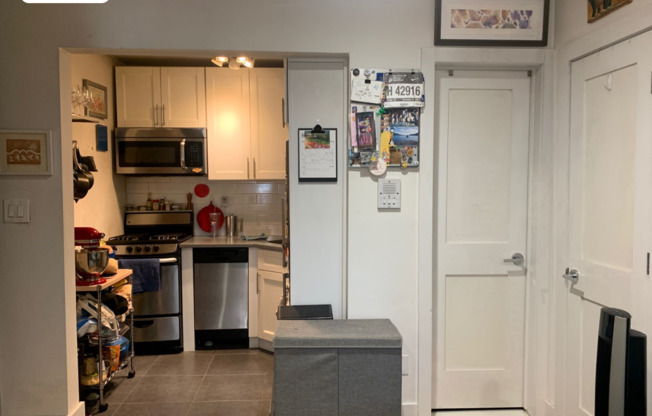 Studio, 1 bath, 425 sqft, $2,050, Unit 1A