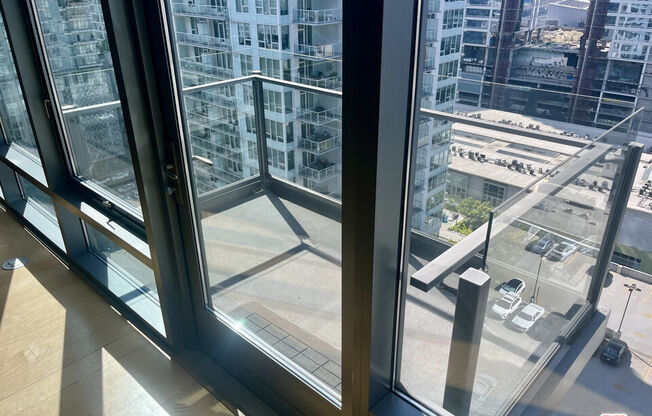1 bed, 1 bath, 1,010 sqft, $3,400, Unit 1704