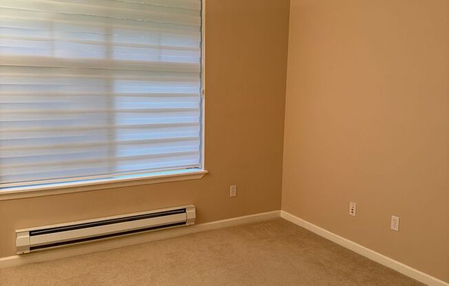 2 beds, 1 bath, $2,500, Unit UNIT G 302