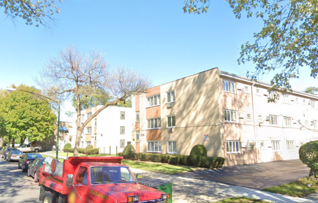9739-9751 S Charles St