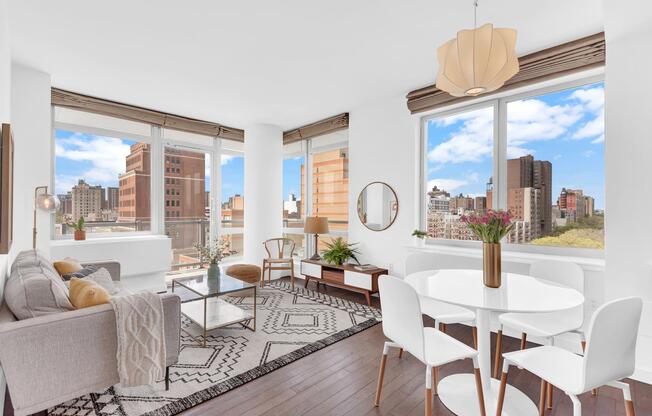 321 W 110 ST