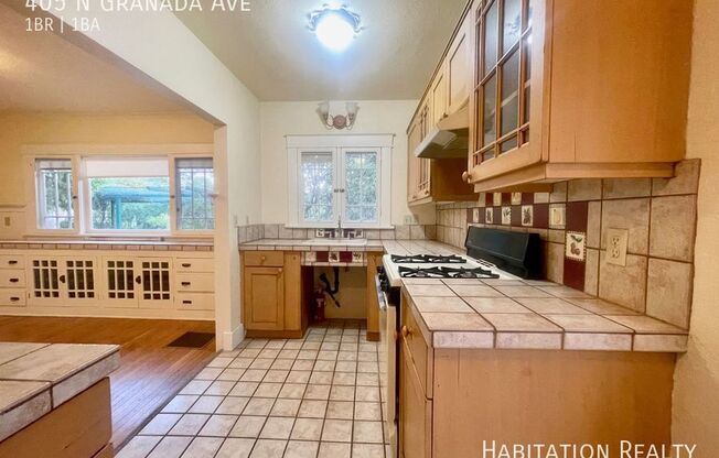 405 N Granada Ave