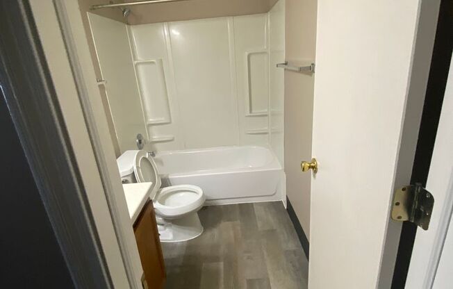 1 bed, 1 bath, 673 sqft, $1,009, Unit 12712S