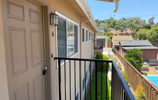 Brand New Huge Remodeled 2 Bedroom 1 Bath W/ AC and Parking