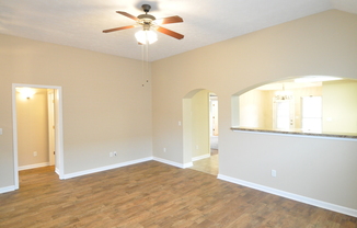 3 beds, 2 baths, $1,350