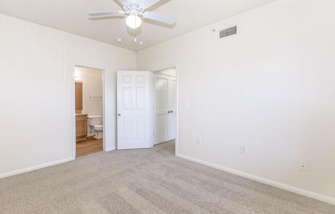 2 beds, 2 baths, 920 sqft, $1,199