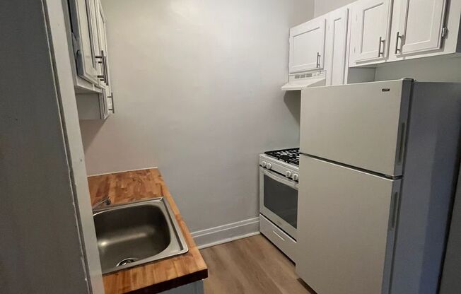 1 bed, 1 bath, 480 sqft, $1,830, Unit A07