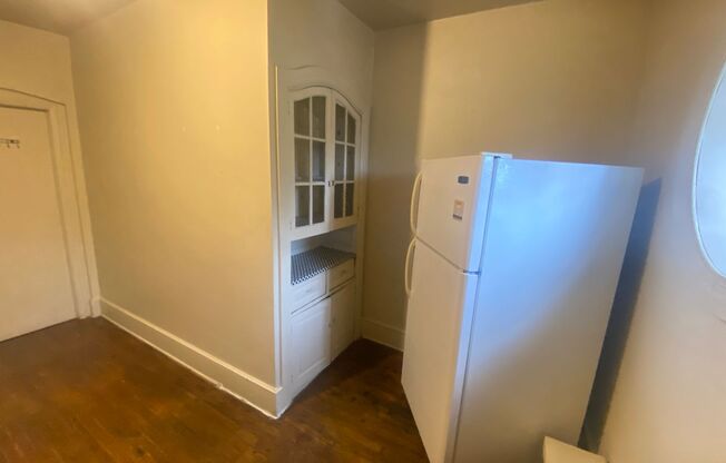 1 bed, 1 bath, $795