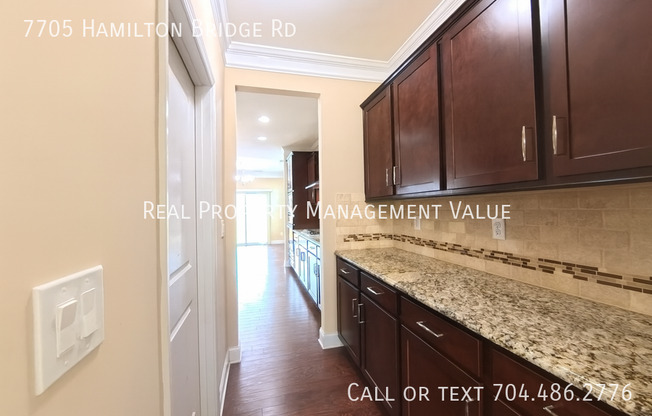 7705 HAMILTON BRG RD