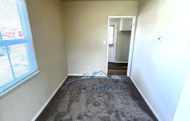 Charming Front Unit 2 Bedroom 1 Bath
