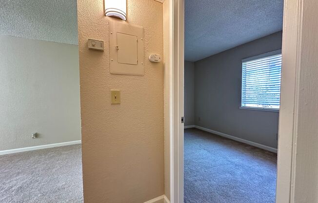 1 bed, 1 bath, $1,325, Unit 35