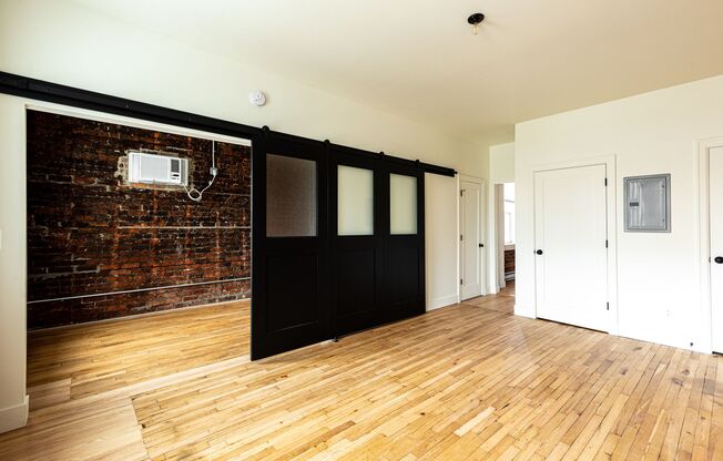 624 Charlotte St, Detroit MI 300