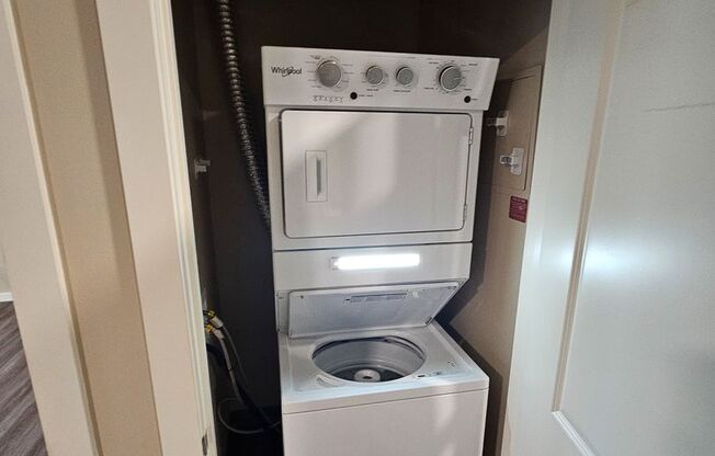 1 bed, 1 bath, 707 sqft, $1,550, Unit 308