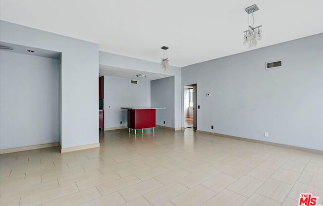 2 beds, 1.8 baths, 974 sqft, $4,200, Unit 1002