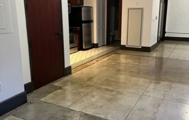 1 bed, 1 bath, 690 sqft, $1,916.67, Unit BEI-0614