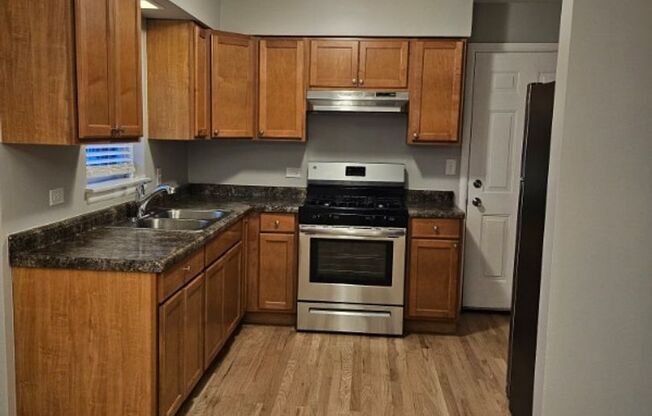 5858 Diversey ALBANY