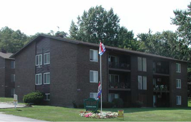 24130-36 Euclid Ave.