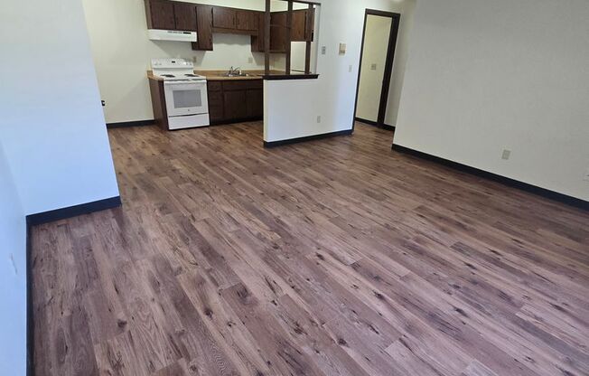 1 bed, 1 bath, 595 sqft, $989, Unit 1688-02