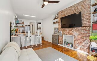 408 E 73 ST