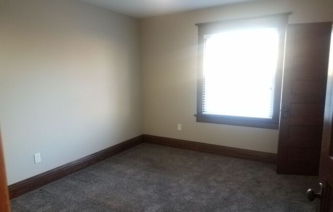 2 beds, 1 bath, 1,130 sqft, $1,450, Unit BR-2310