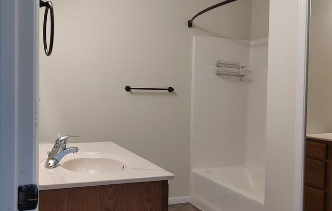 2 beds, 1 bath, $1,130, Unit A-204