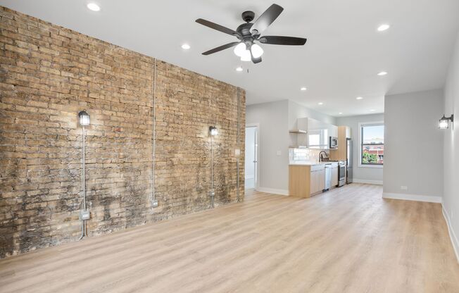 #1310 - The Villages of Eastlake