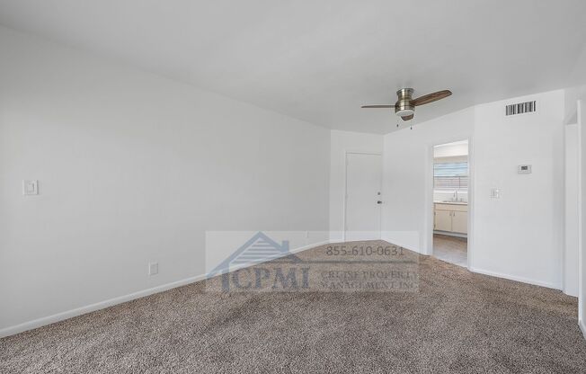 2 beds, 1 bath, 822 sqft, $2,095, Unit C212